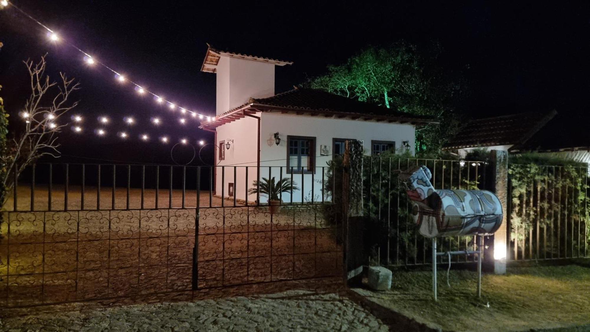 Chale Classico Lavras Novas Bagian luar foto